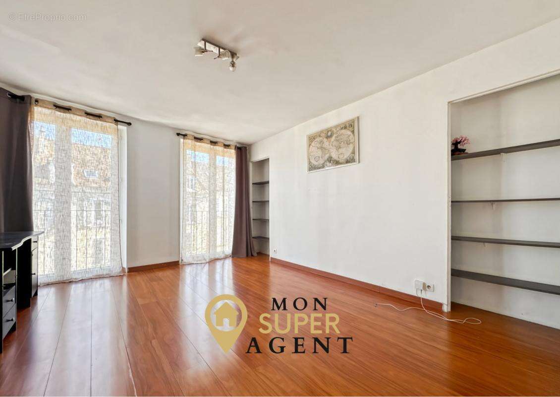 Appartement à MELUN