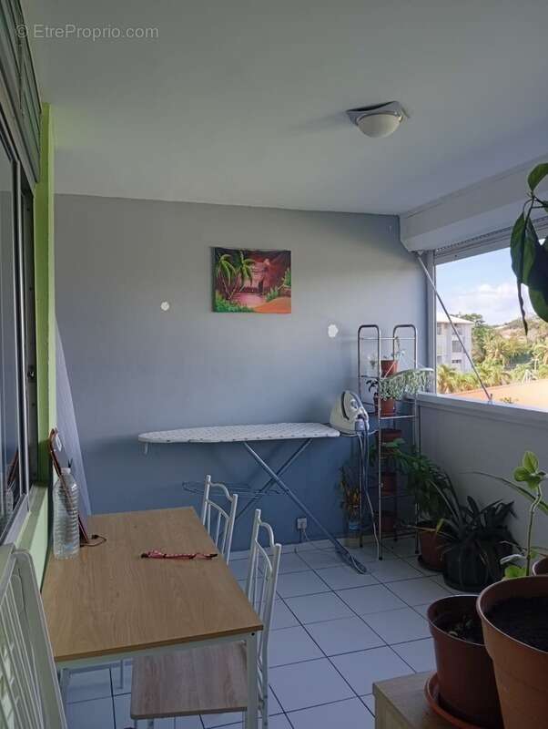 Appartement à BAIE-MAHAULT