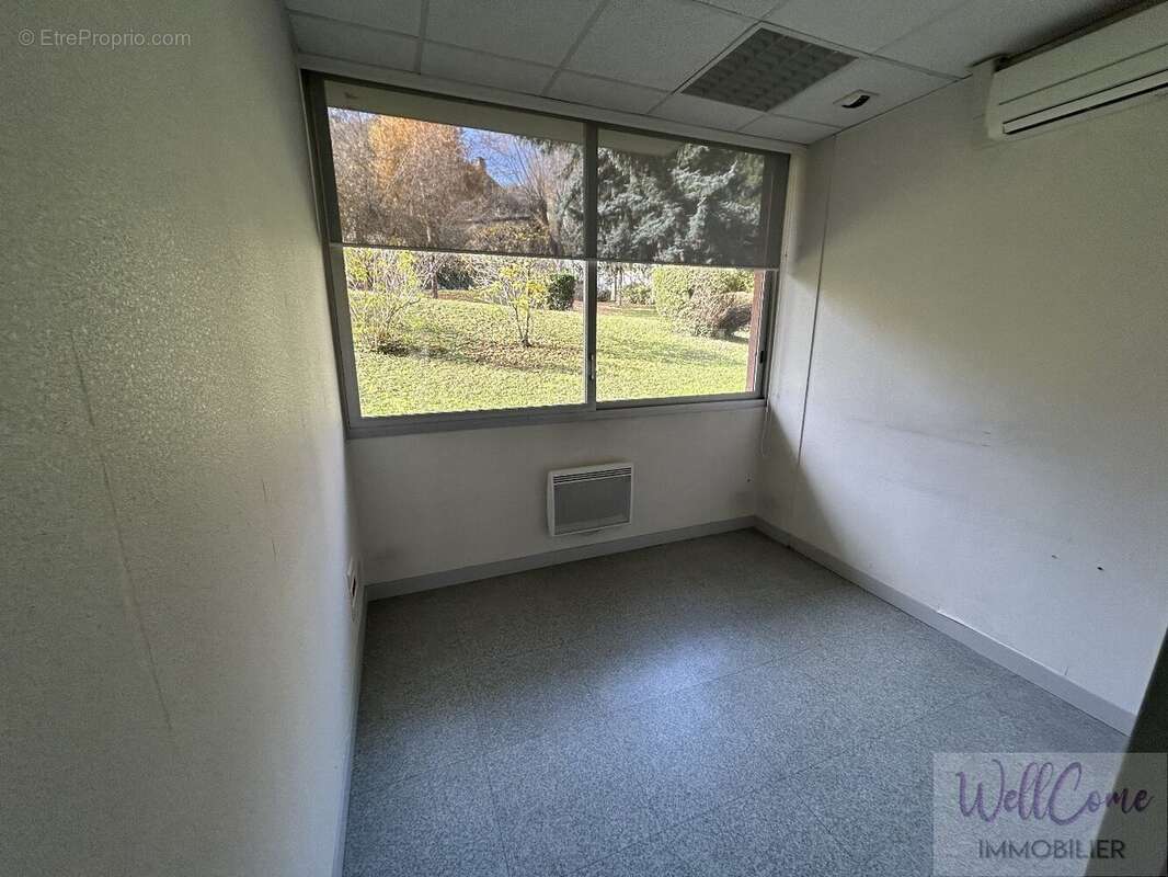 Commerce à SAINT-JEAN-DE-MAURIENNE