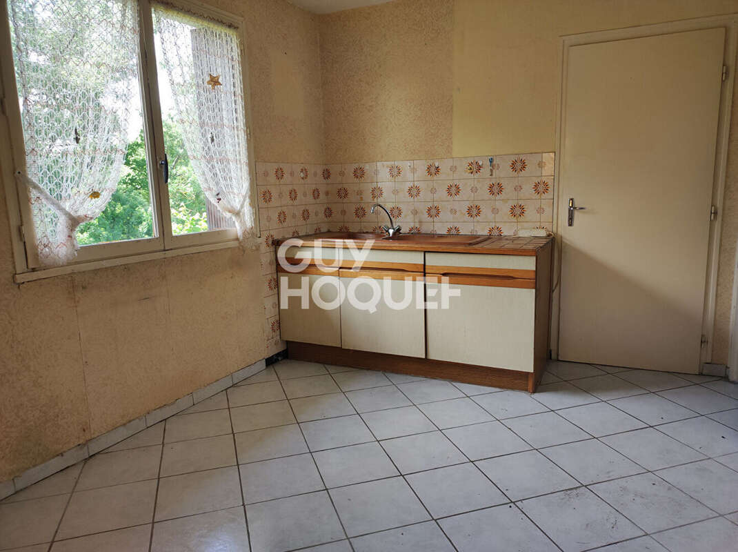 Maison à BUSSY-ALBIEUX