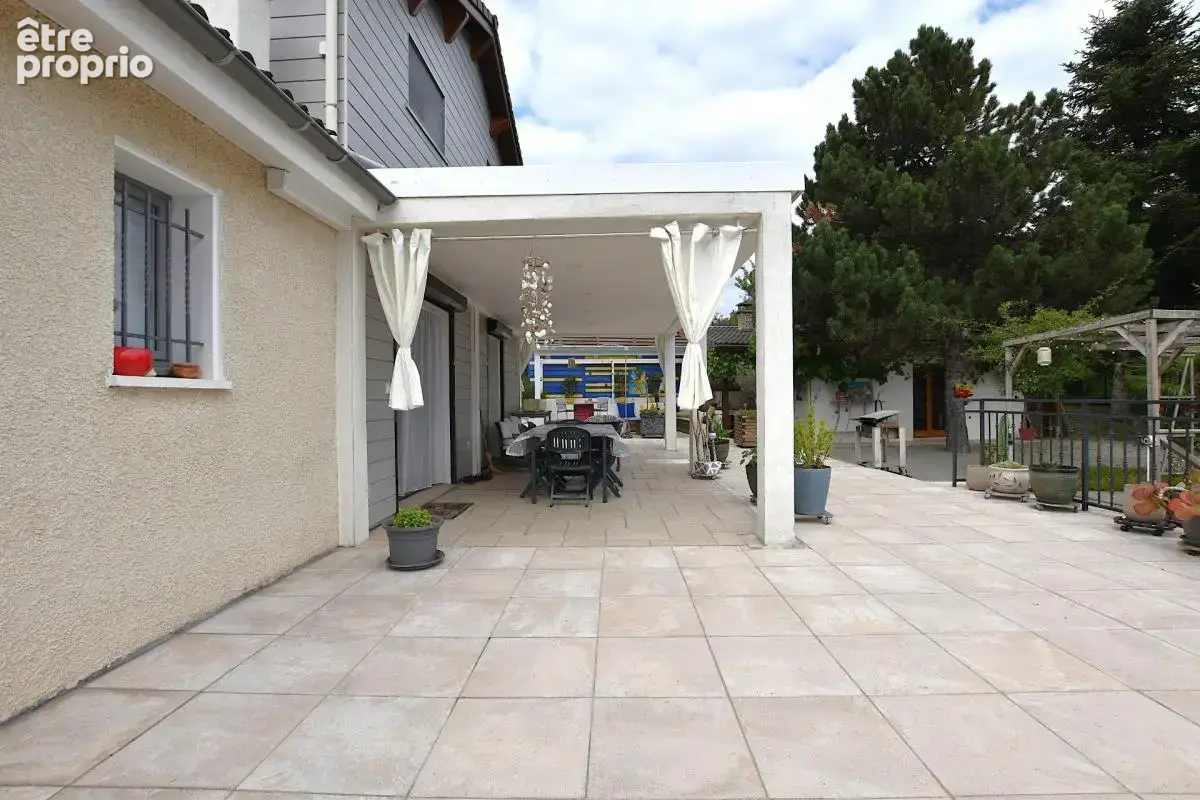 Saint-Ferréol-d’Auroure   201 m² habitables   Terrain paysager 1 950 m²   Piscine chauffée - photo 22