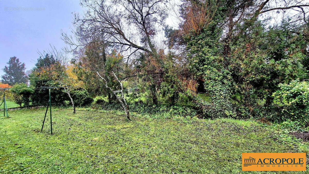 Maison à BRINON-SUR-SAULDRE