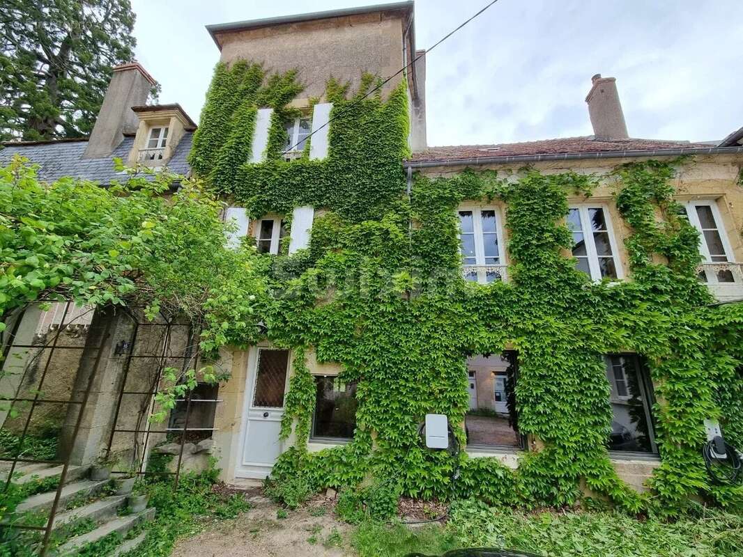 Maison à BRINON-SUR-BEUVRON