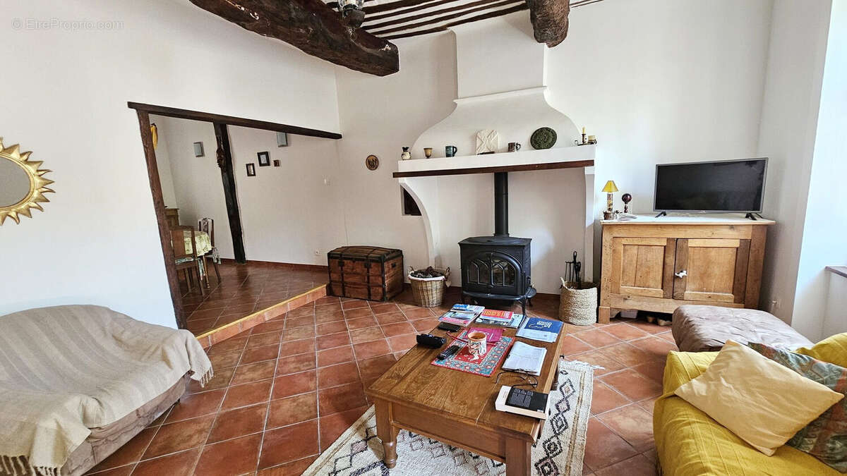 Maison 130 m² à Thezan-Les-Beziers  - photo 3
