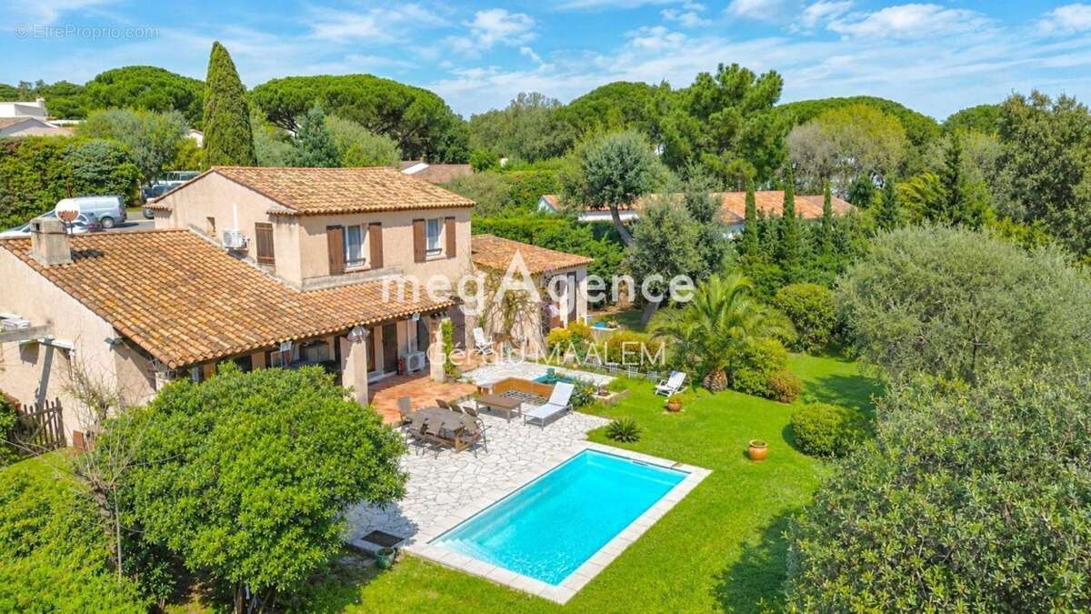 Maison à GASSIN