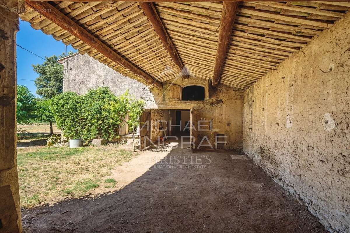 Maison à CABRIERES-D&#039;AVIGNON