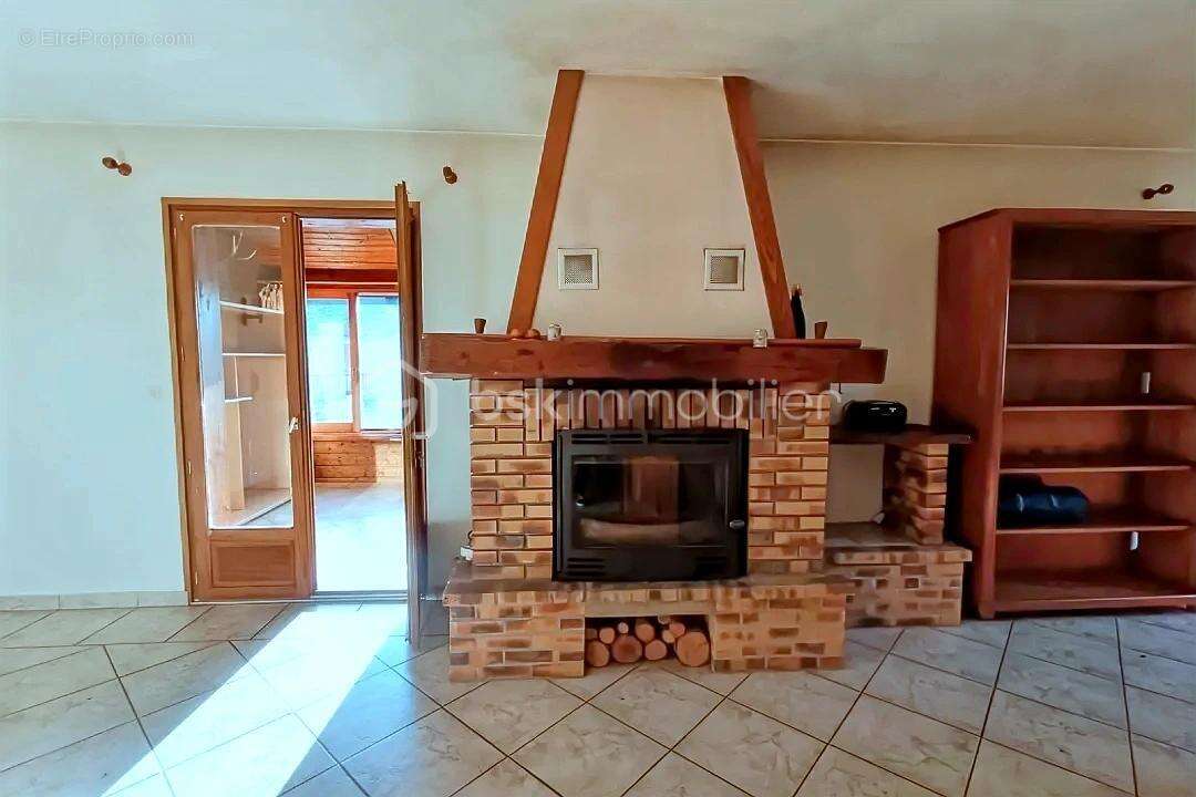 Maison à TARDETS-SORHOLUS