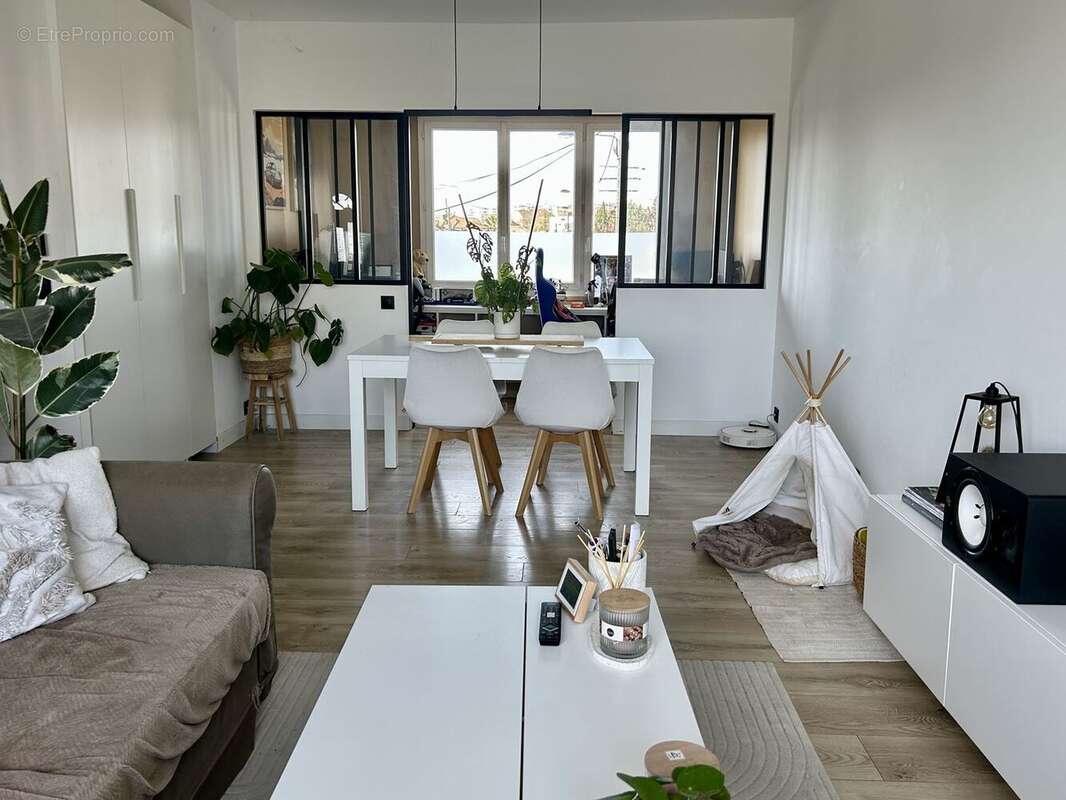 Appartement à BORDEAUX