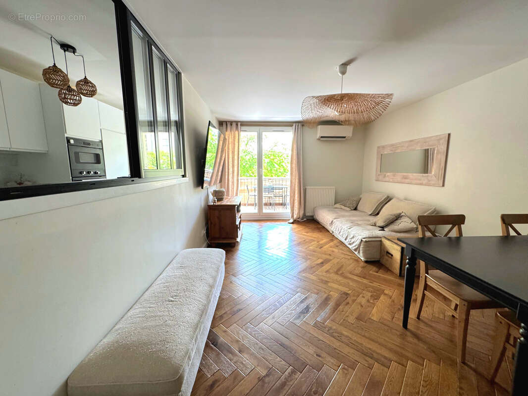 Appartement à MARSEILLE-9E