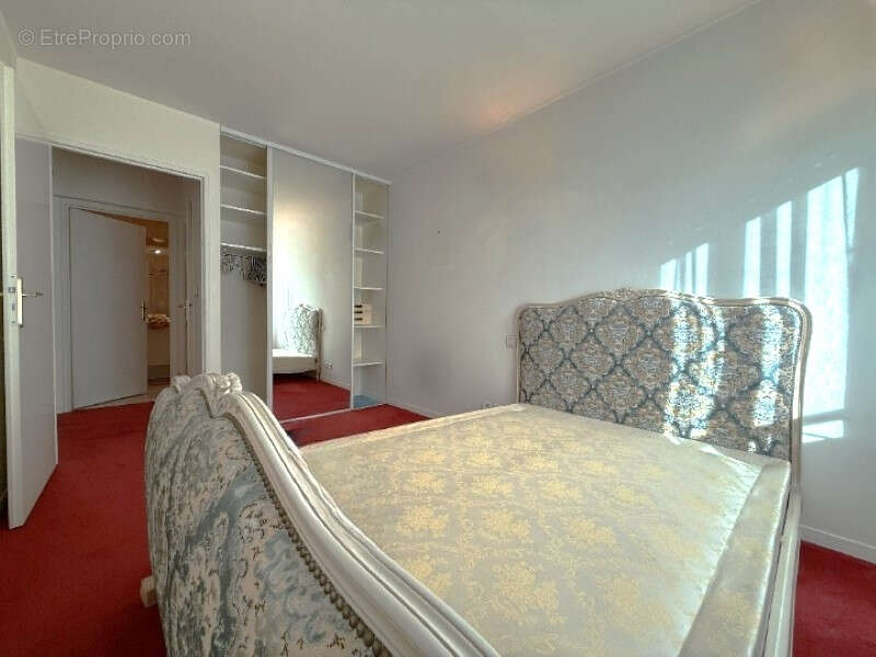 Appartement à MONTROUGE