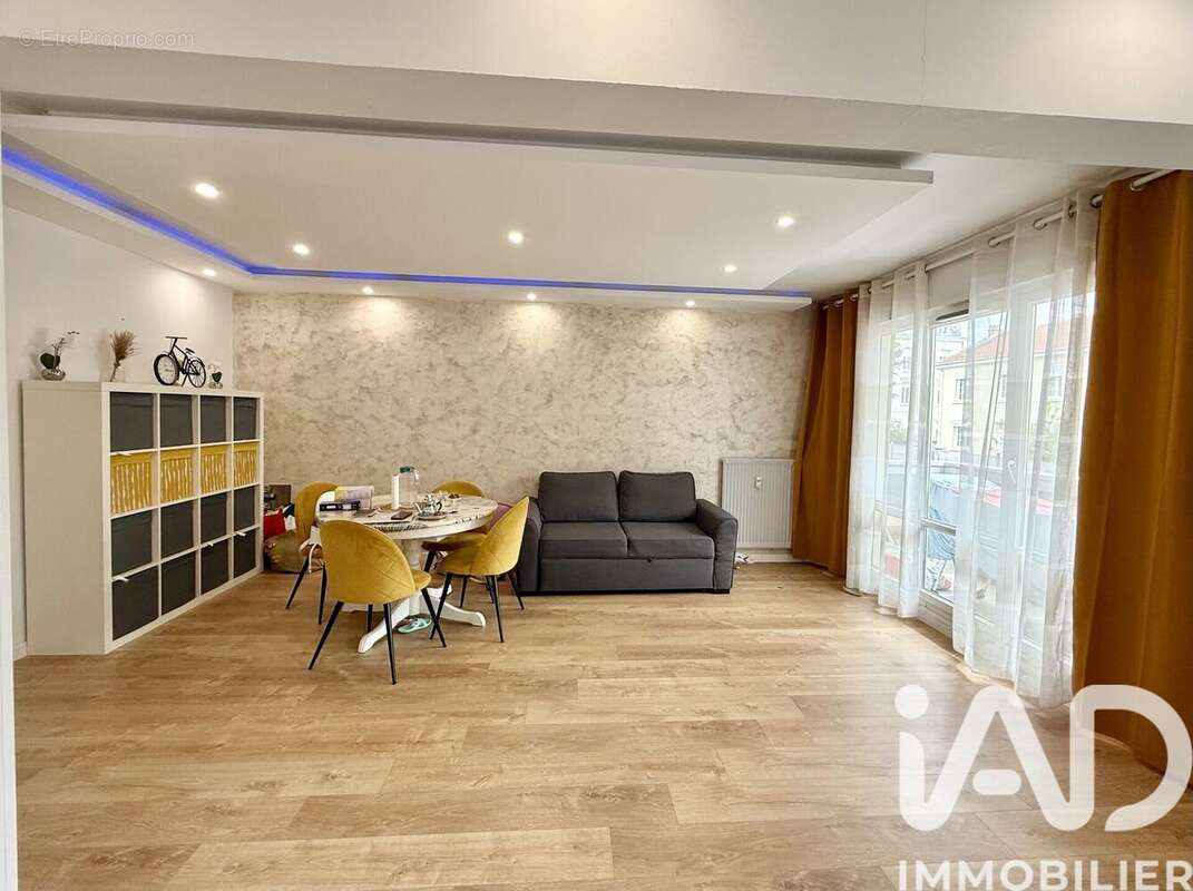 Photo 2 - Appartement à REIMS
