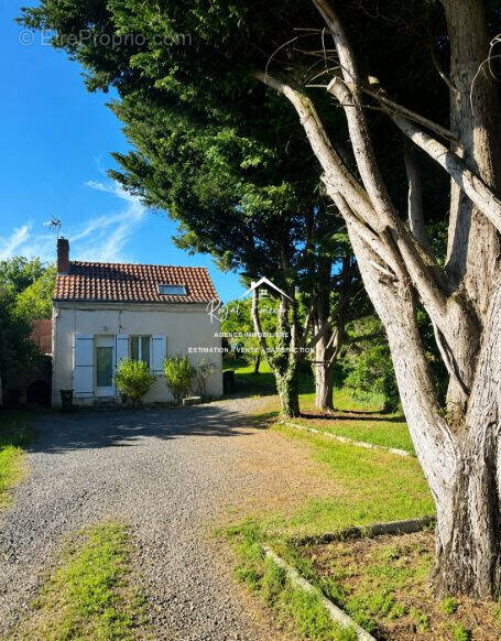 Maison à CHATELLERAULT