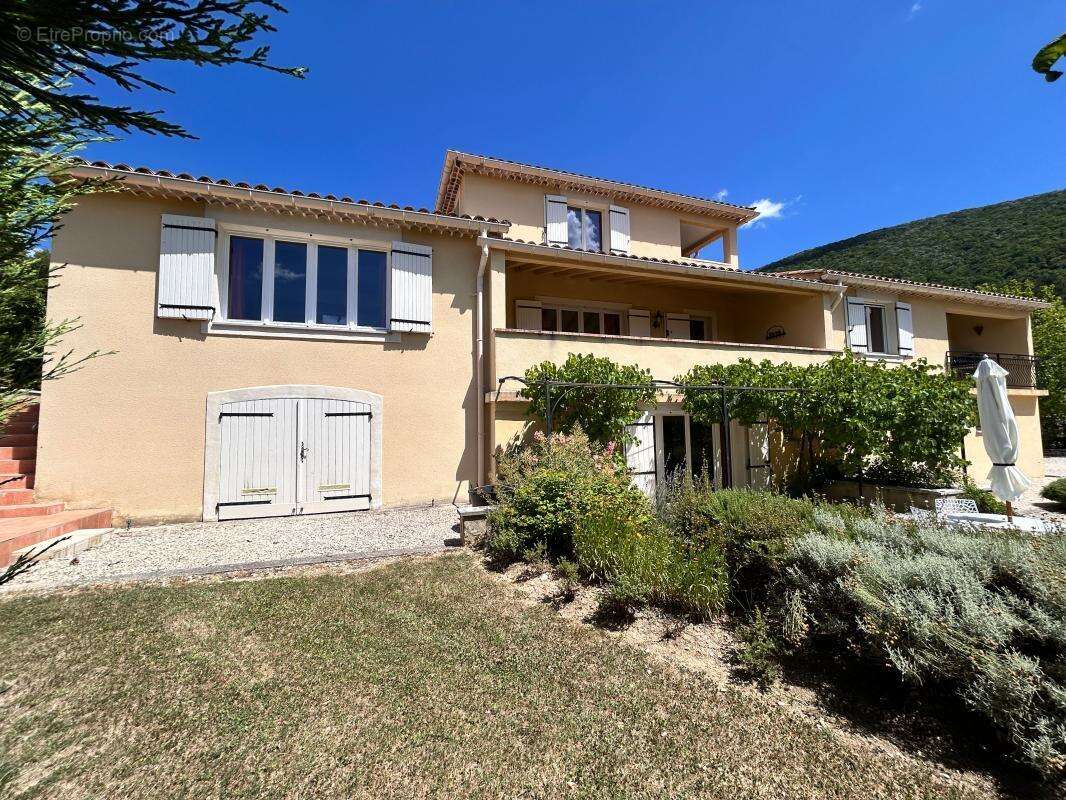 Maison À Vendre - Montbrun-les-Bains - 245 m² - photo 3