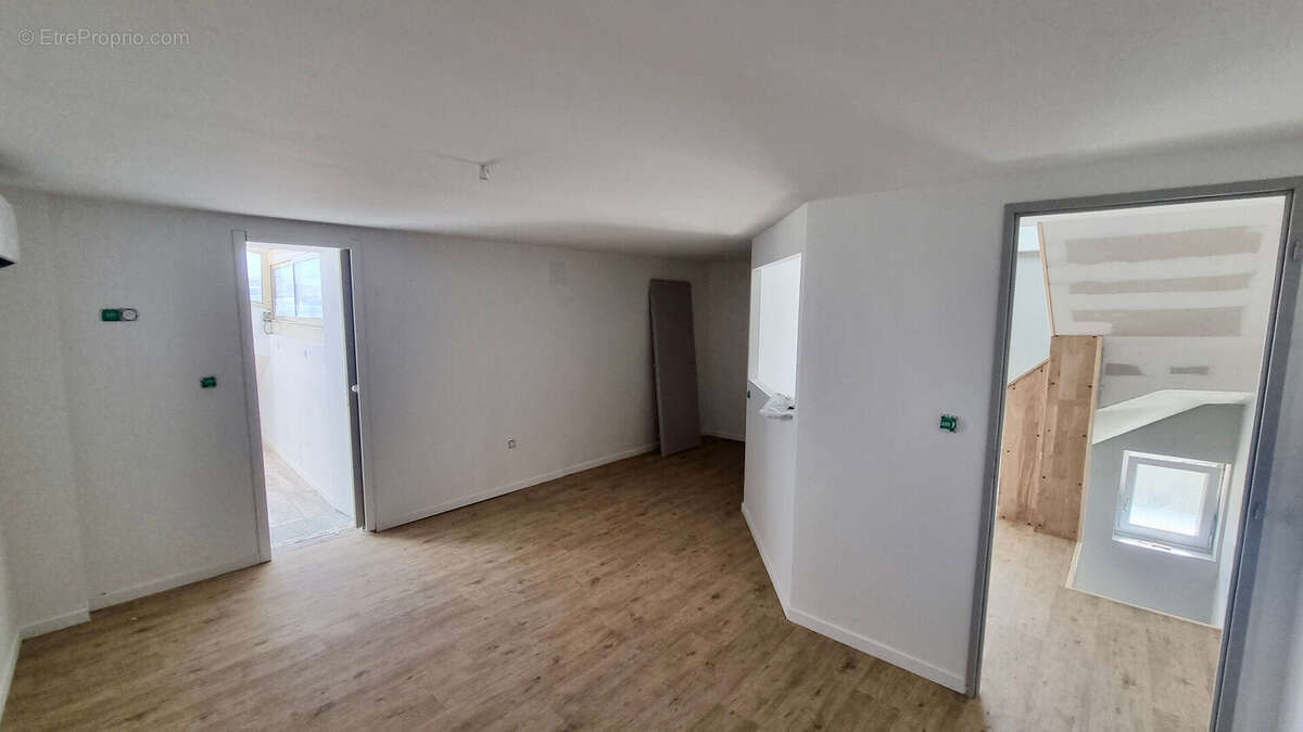 Maison à PONT-DU-CHATEAU