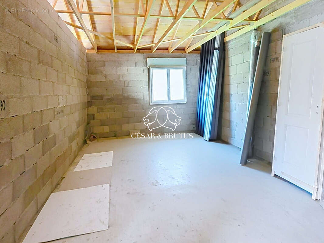Maison 80 m² à Retournac  - photo 8