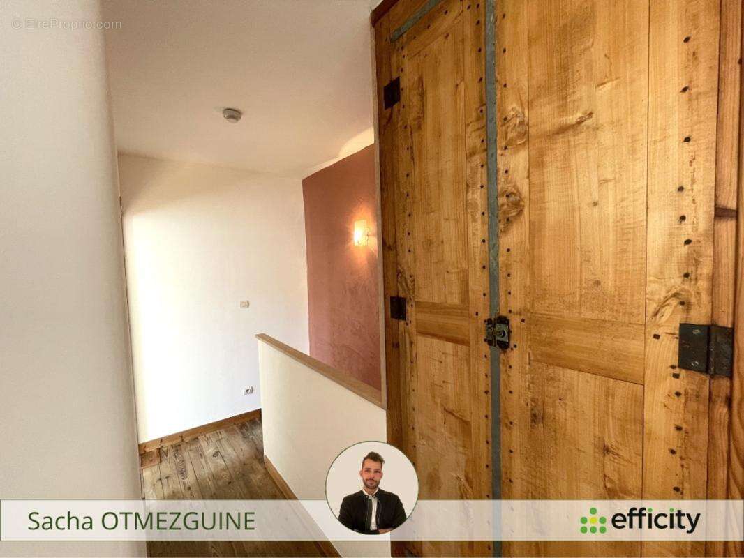 Maison à YZEURES-SUR-CREUSE