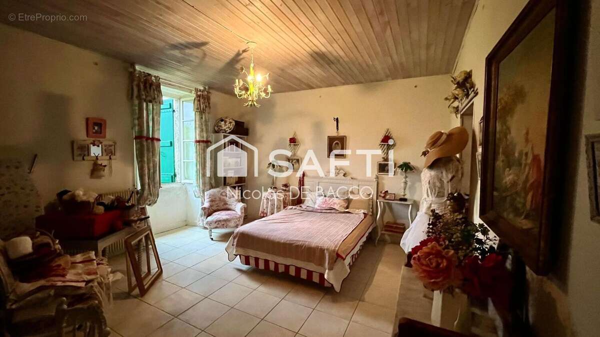 Maison 220 m² à Puch-D'agenais  - photo 5