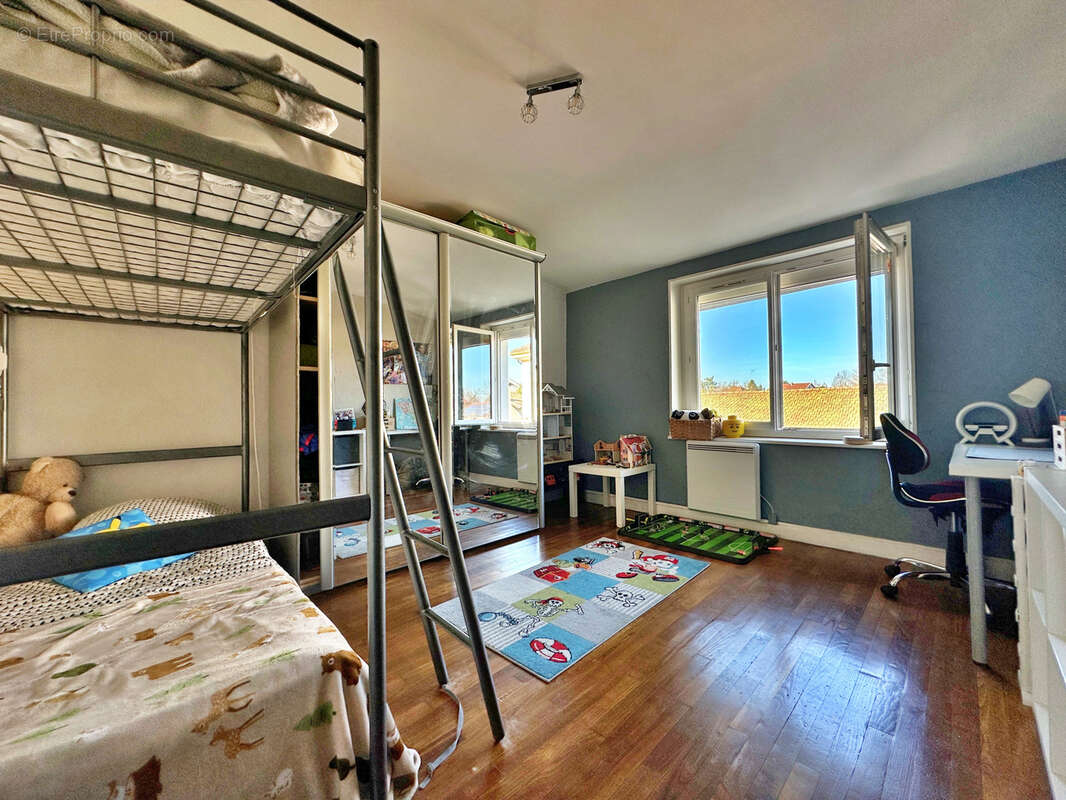 Maison à SAINT-GEORGES-D'ESPERANCHE