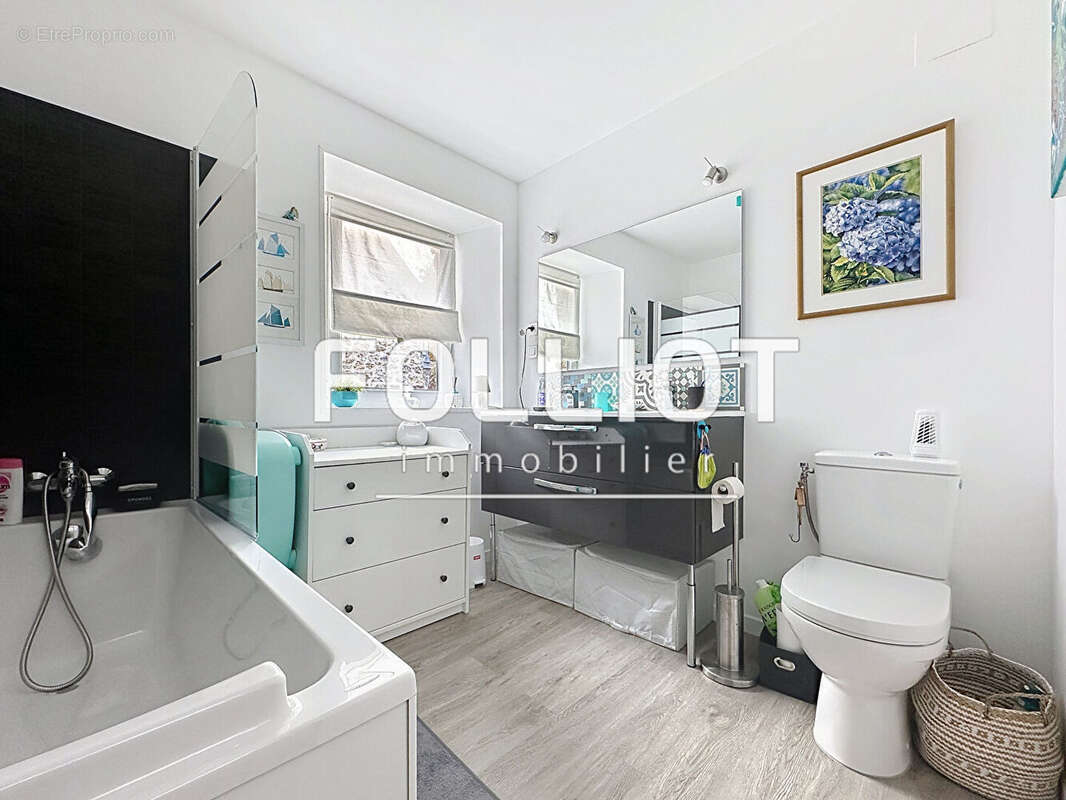 Maison à LONGUEVILLE