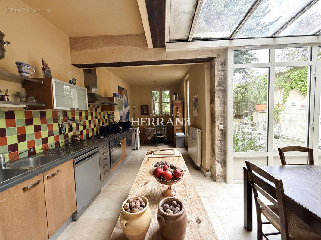 Bordeaux Chartrons Maison bourgeoise 381m2 6 chambres Jardin 420m2 - photo 4