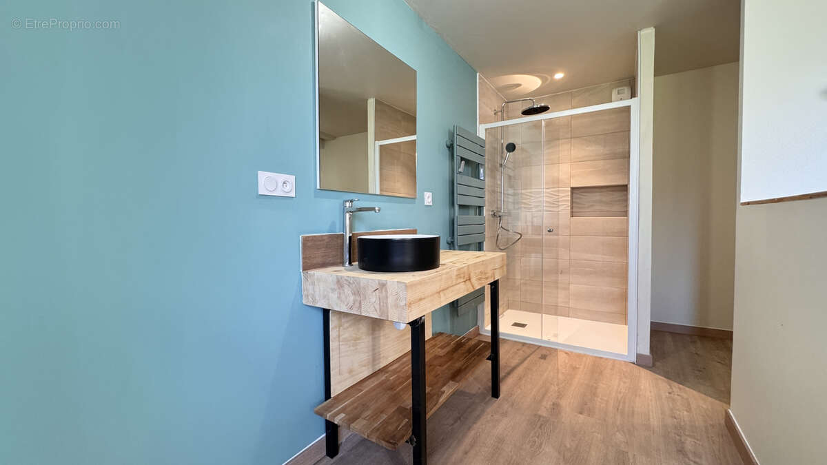 Maison à BARBEZIEUX-SAINT-HILAIRE