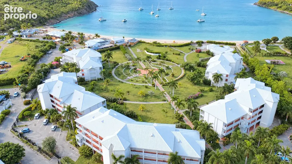 Anse Marcel  Domaine de Lonvilliers  Rez-de-jardin meublé à 50 m de la plage - photo 1