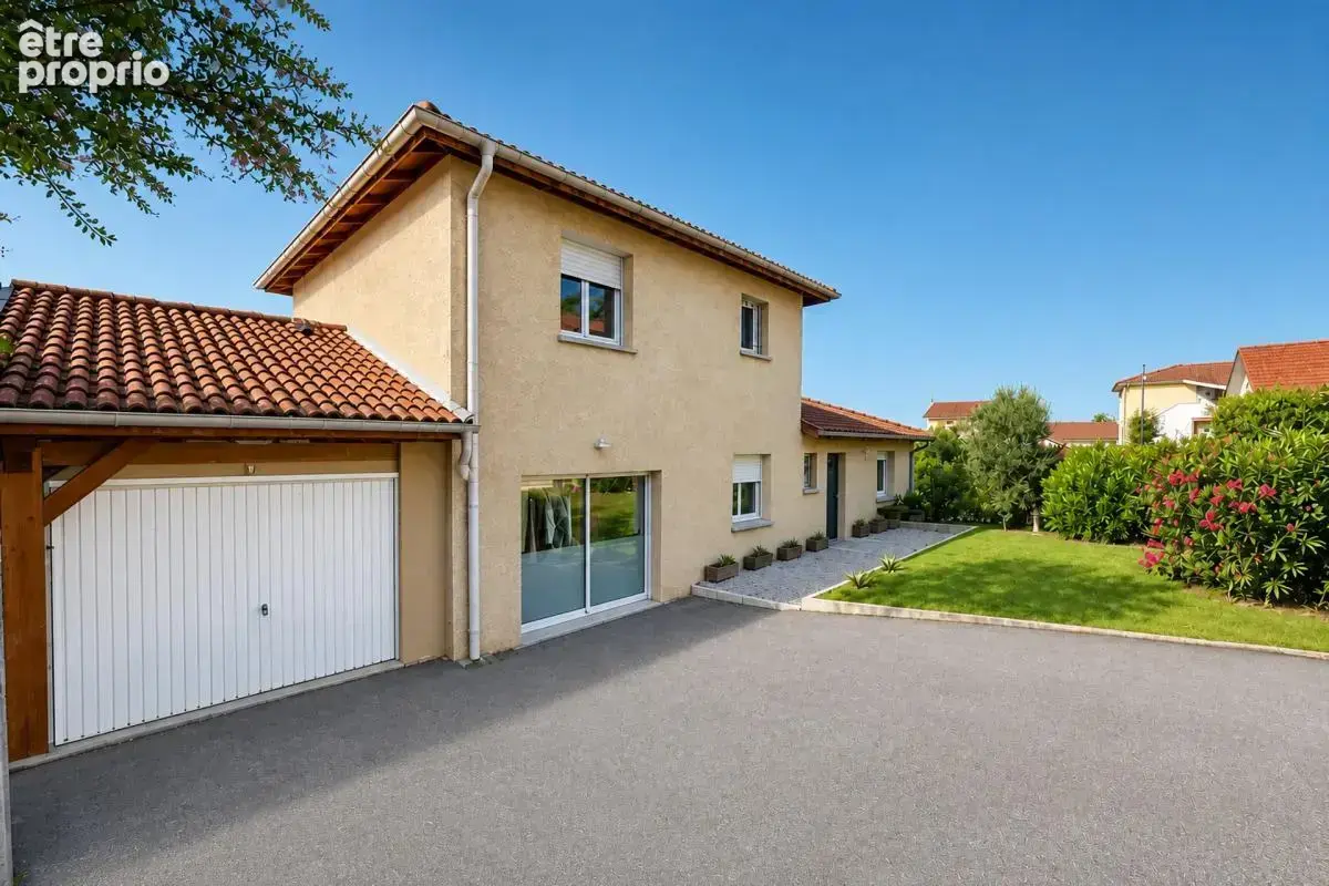 Maison de 6 pièces de 128 m² à Saint-Savin - photo 17