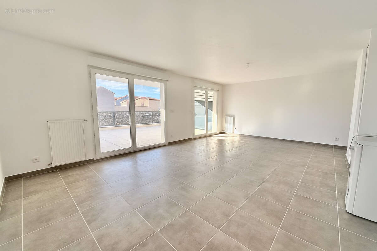 Appartement à LE PEAGE-DE-ROUSSILLON