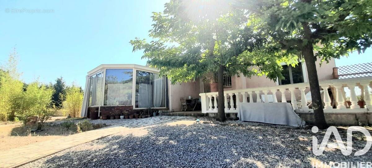 Photo 1 - Maison à ORNAISONS
