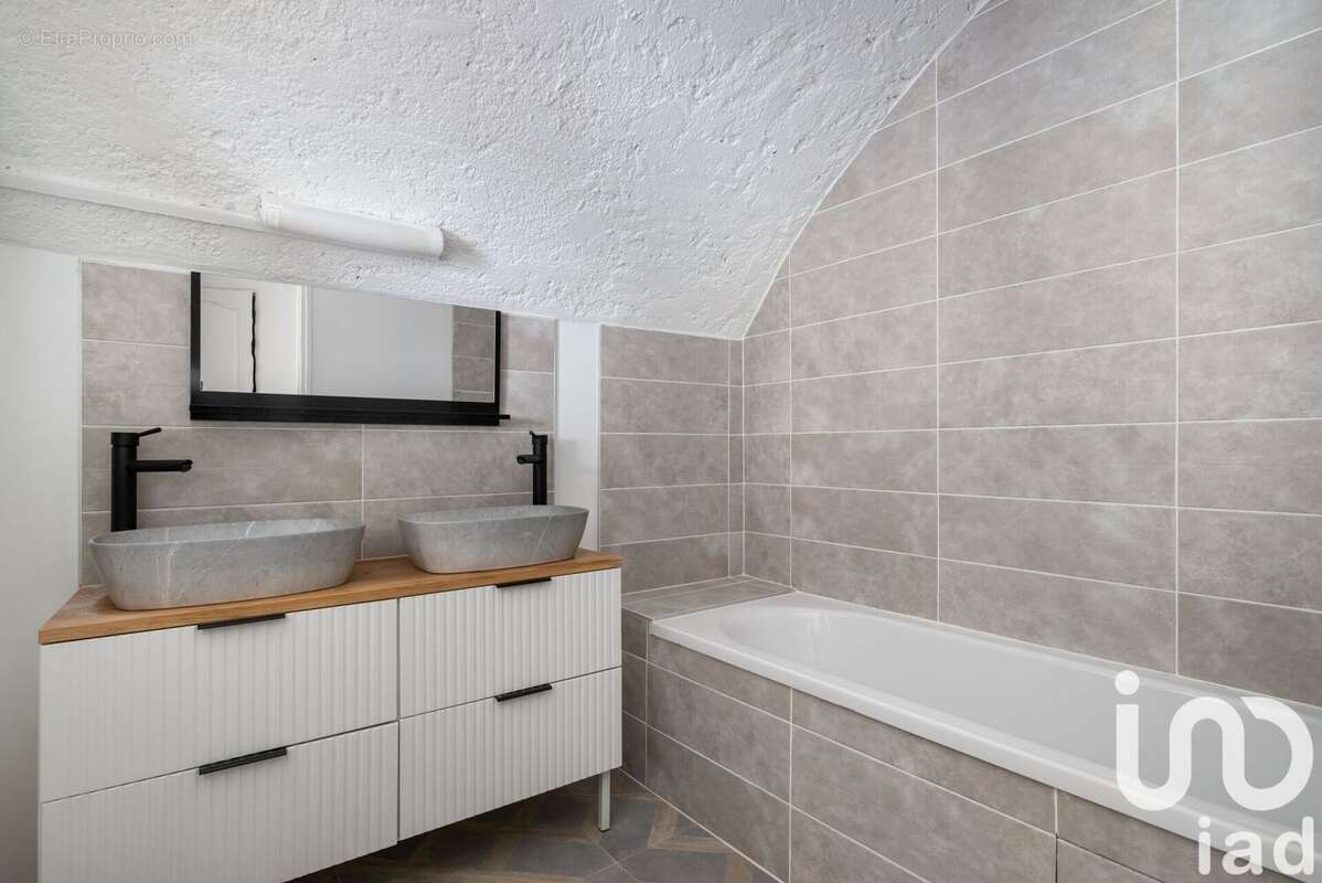 Photo 9 - Appartement à LYON-4E