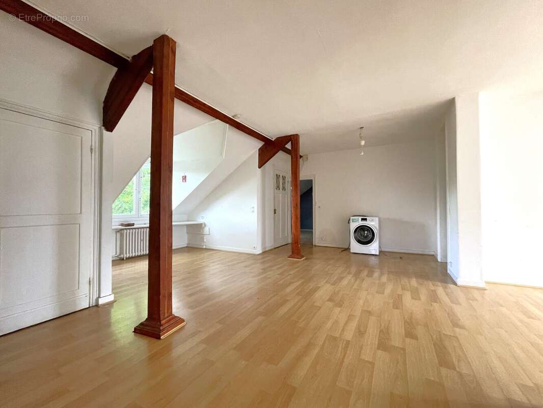 Appartement 87 m² à Marcq-En-Baroeul  - photo 2