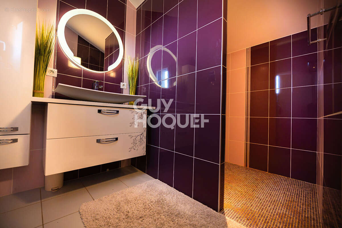 COURNON D'AUVERGNE- Maison d'architecte 301 m2- Piscine - photo 10