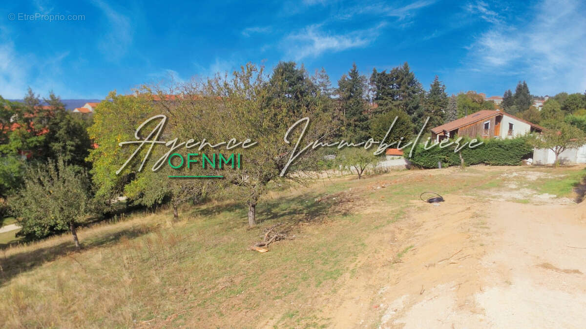 Terrain à MONISTROL-SUR-LOIRE