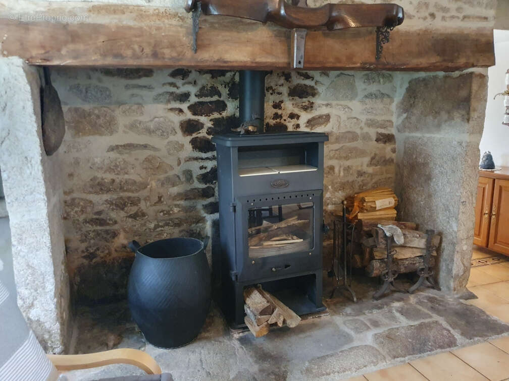 Maison à SAINT-PRIVAT