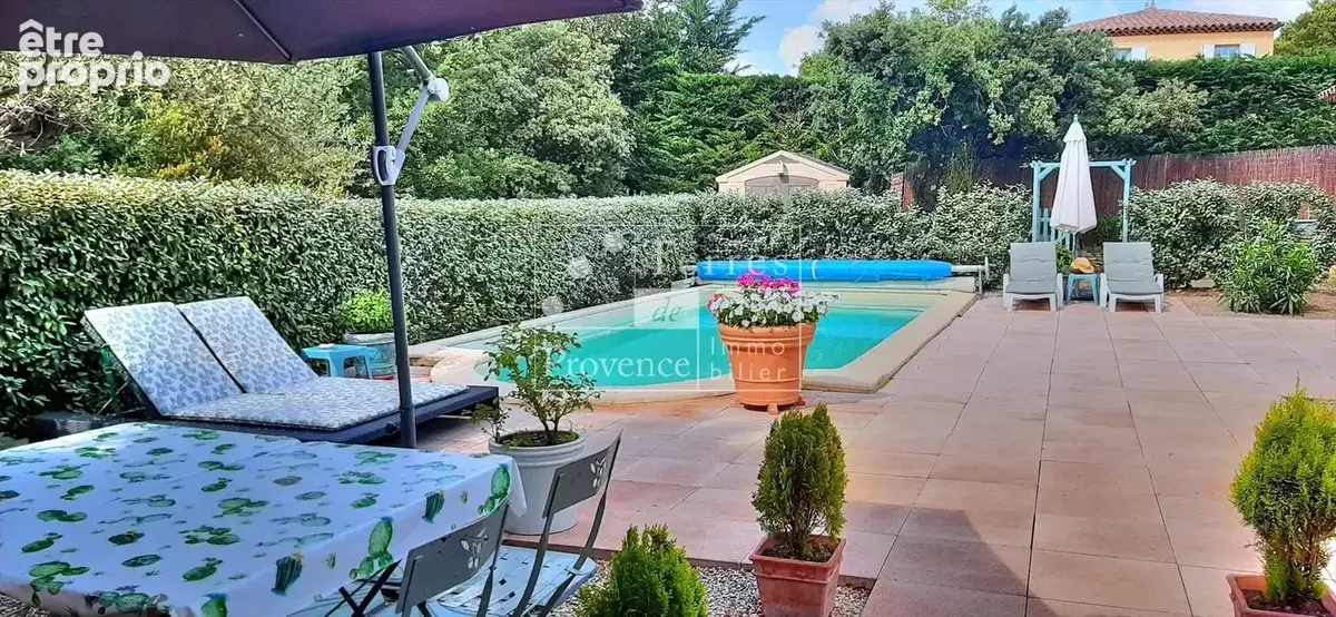 Maison de plain-pied avec piscine et appartement indépendant – Tourtour - photo 2