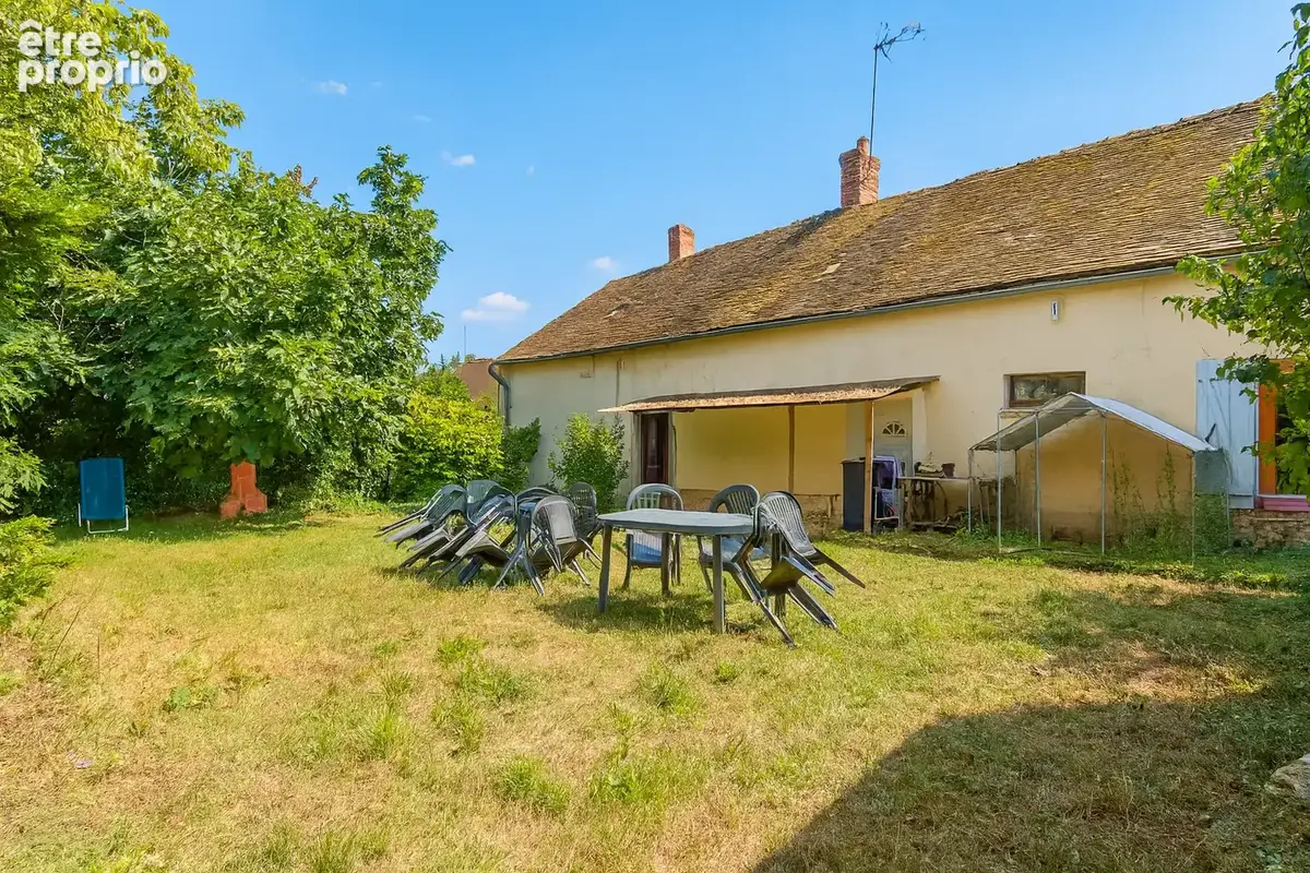 Ensemble immobilier avec 2 maisons indépendantes sur 964 m2 à Sceaux-du-Gâtinais, 10 Mn Beaumont-du-Gâtinais - photo 3