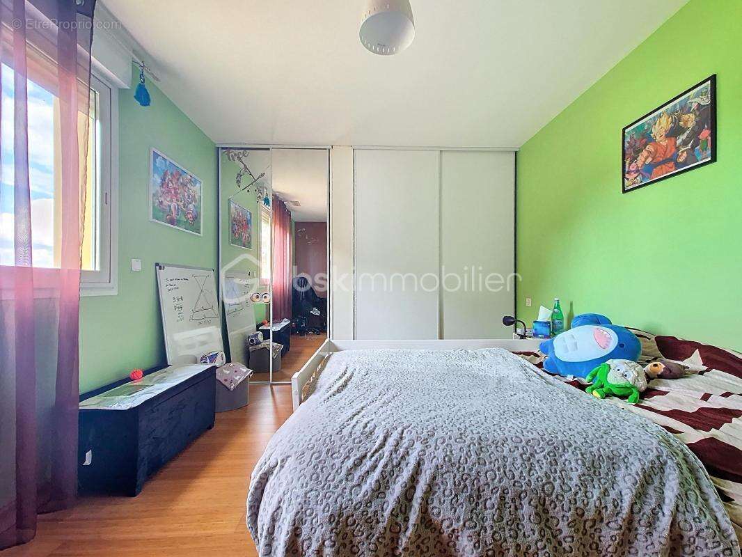 Villa contemporaine 216 m² avec piscine, suite parentale et espace professionnel – Bardigues - photo 12