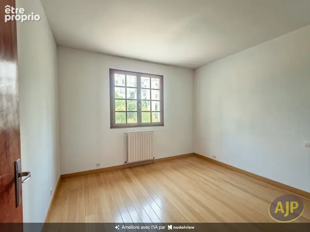 Maison 5 chambres - 1200 m² - photo 7