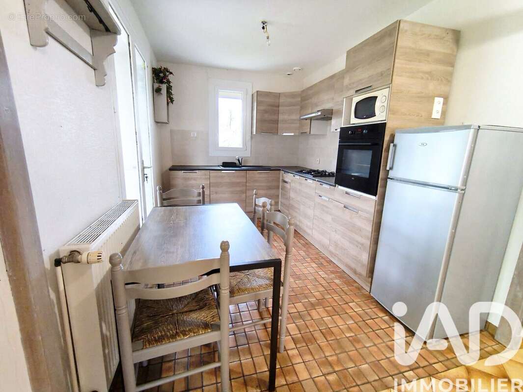 Maison 114 m² à Chavanges  - photo 6