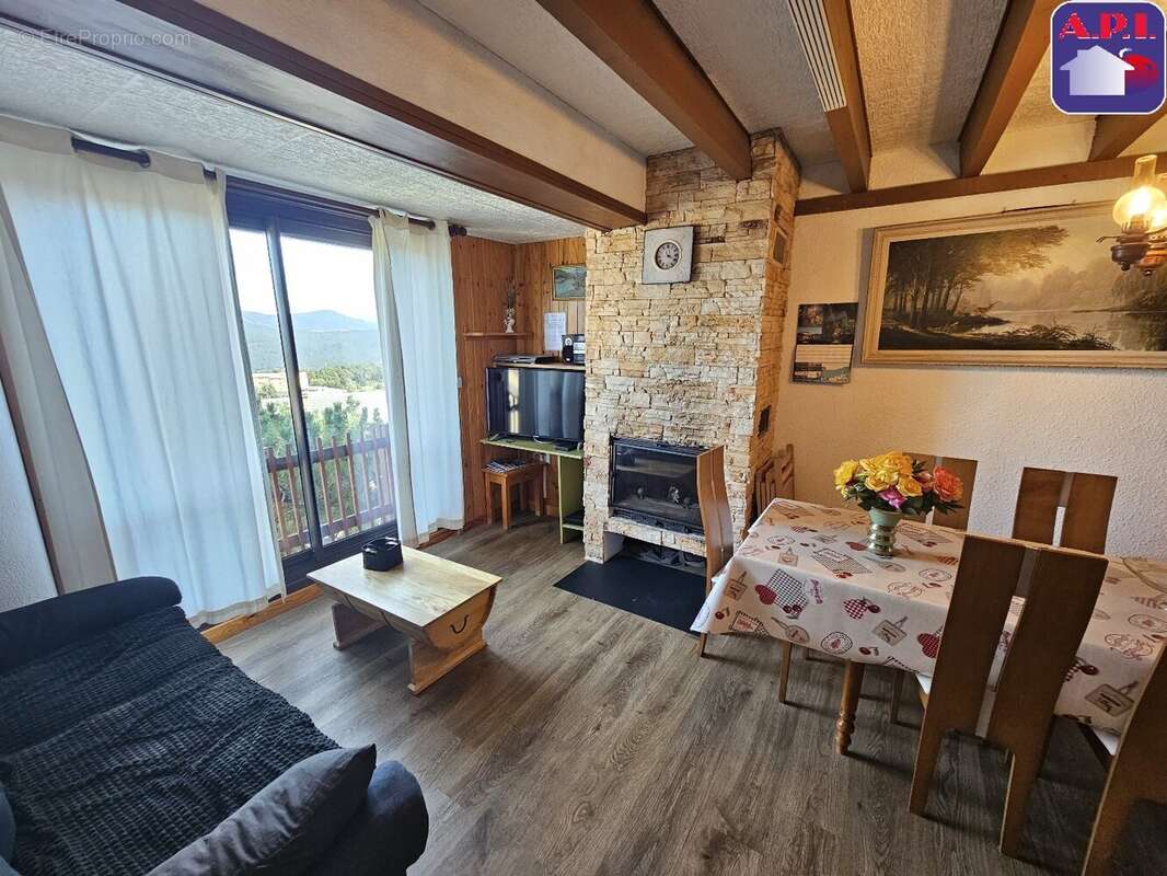 Maison à LES ANGLES