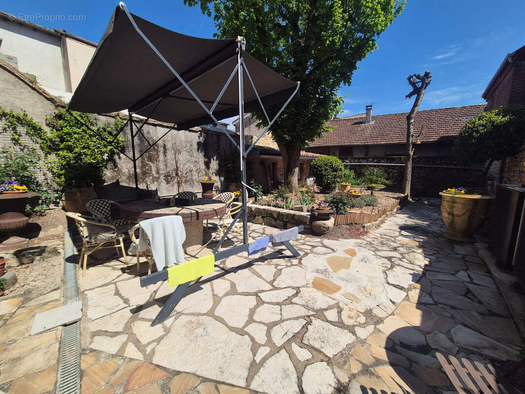 Maison à CAUSSADE