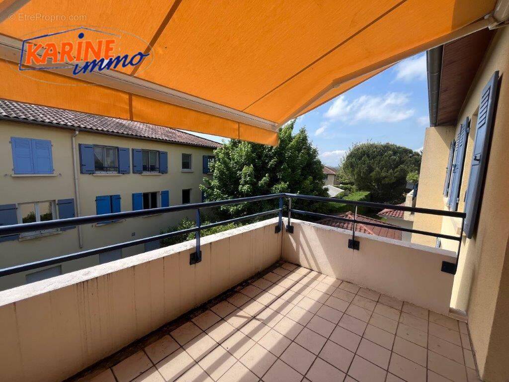Appartement à SATHONAY-VILLAGE