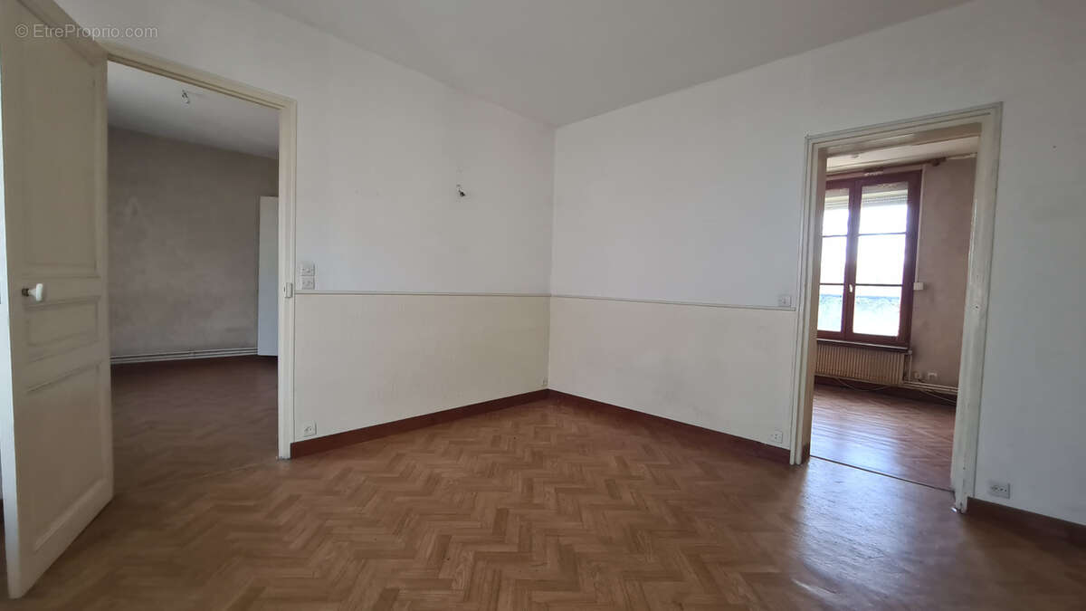 Appartement à THIAIS