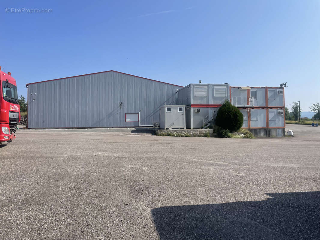 Commerce à FROTEY-LES-LURE