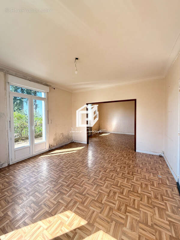 Maison de Type 6 - photo 2