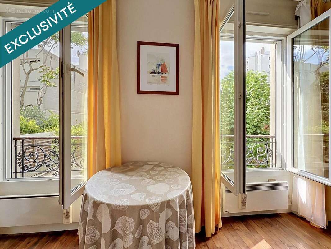 Photo 5 - Appartement à PARIS-15E