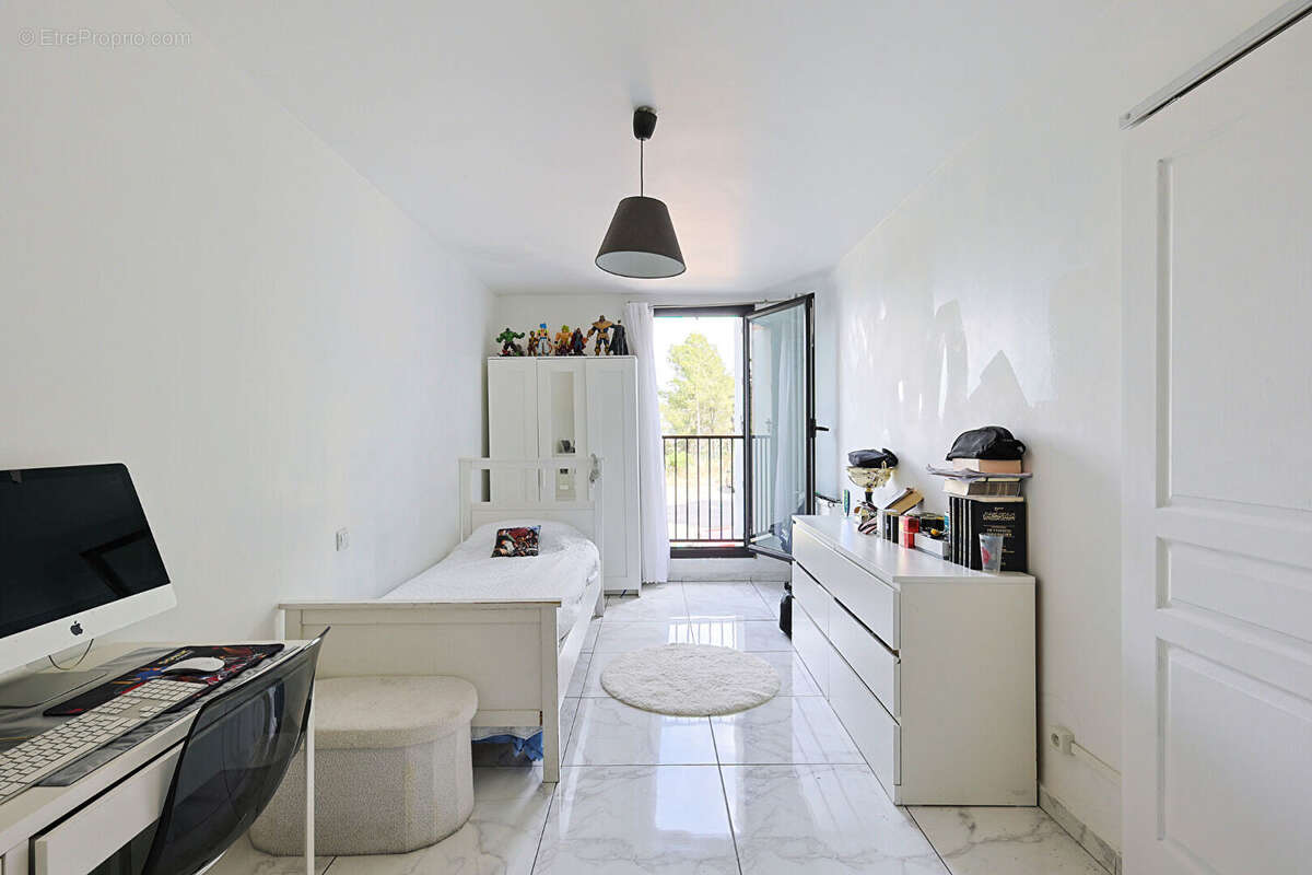 Appartement à MARSEILLE-13E