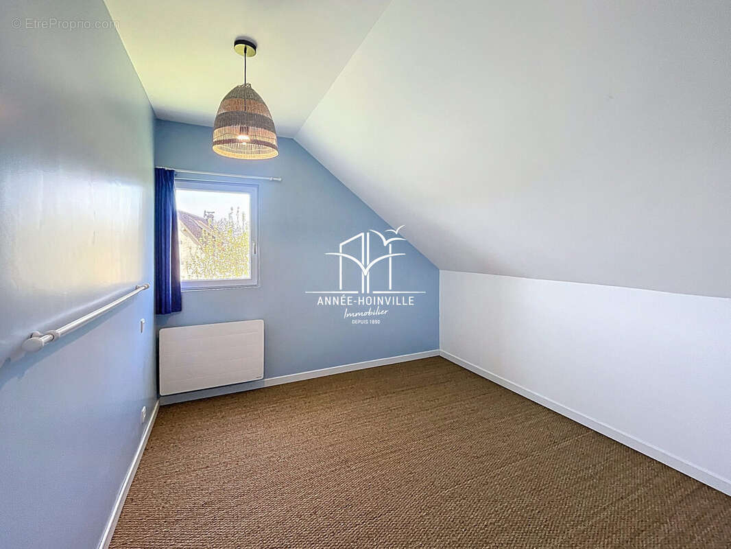 Maison à PONT-L&#039;EVEQUE