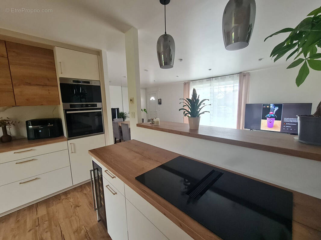 Maison à CONDE-SUR-SARTHE