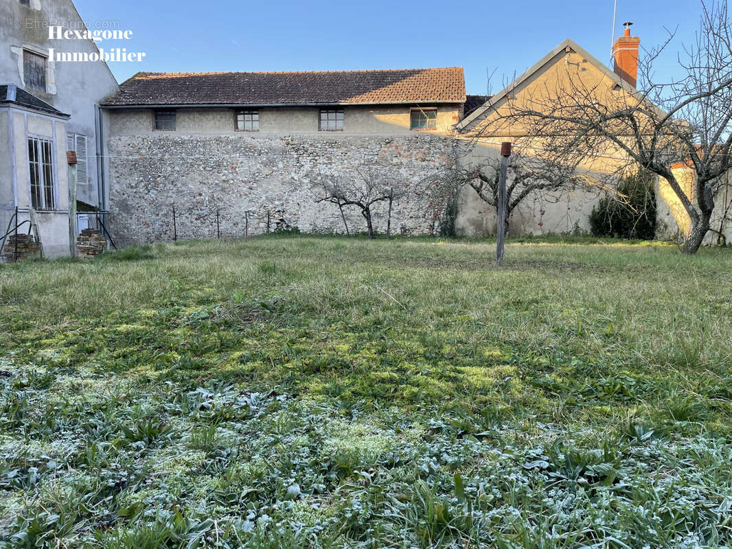 Maison à BONNY-SUR-LOIRE